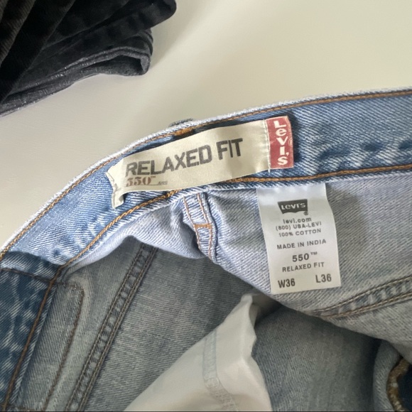 36 x 36 Light Blue Levi’s Relaxed Fit Denim Jeans Vintage - Picture 3 of 3